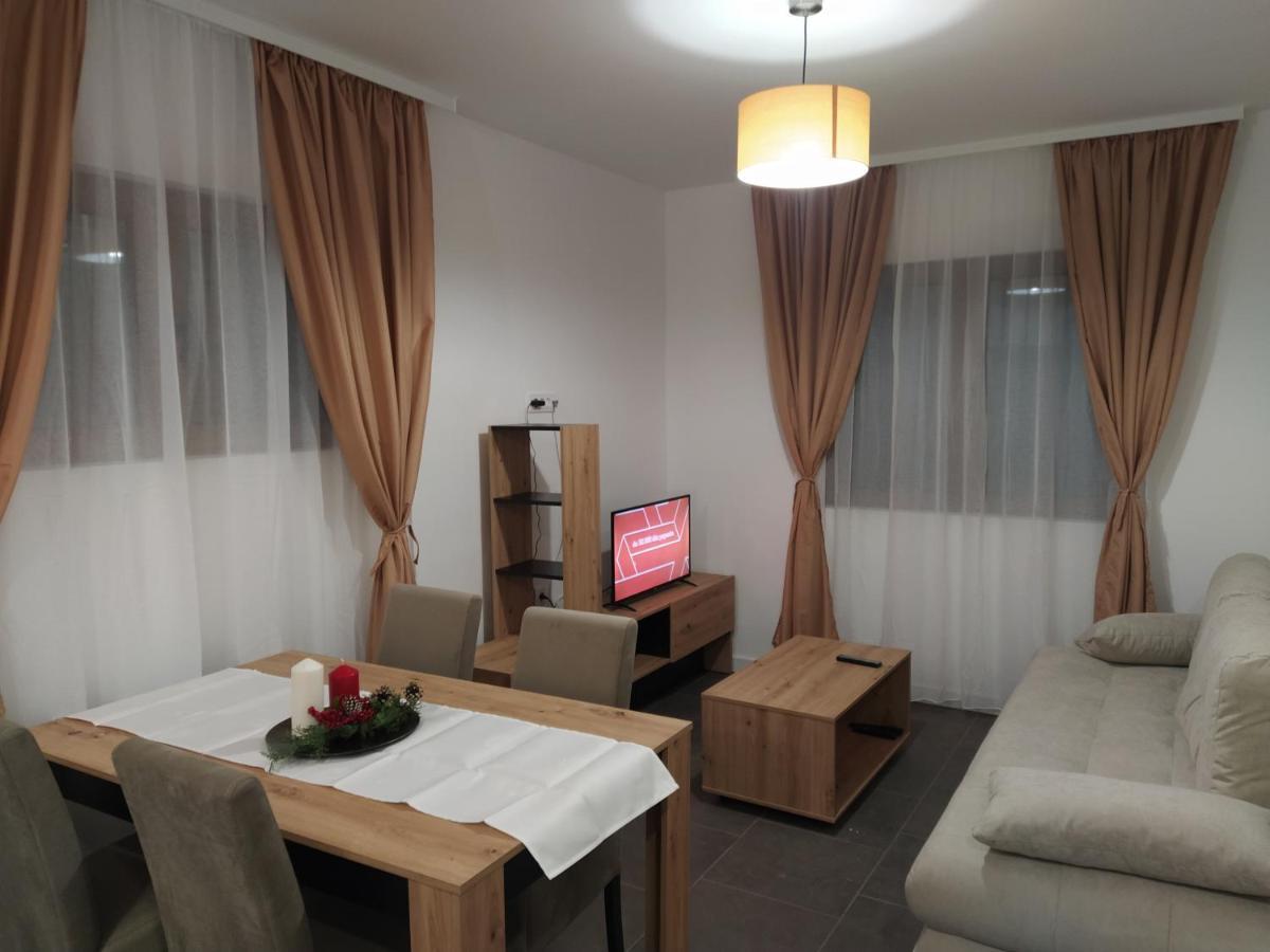 Domacinstvo Kod Gere Bed & Breakfast Crni Vrh Exterior photo